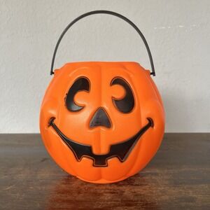 Vintage Halloween 8" Blow Mold Pumpkin Candy‎ Pail 1997 Grand Venture USA